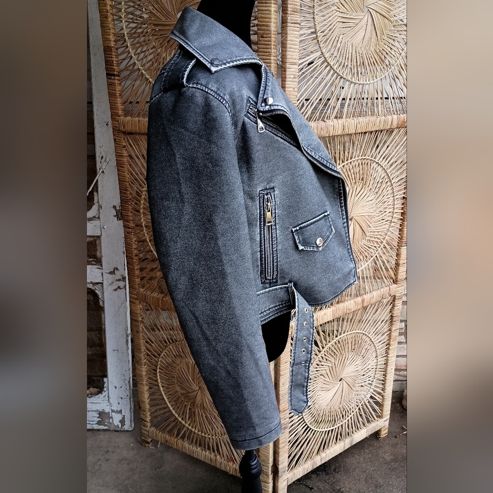 Akira Stylish Gray Faux Leather Jacket_Large - Picture 8 of 10